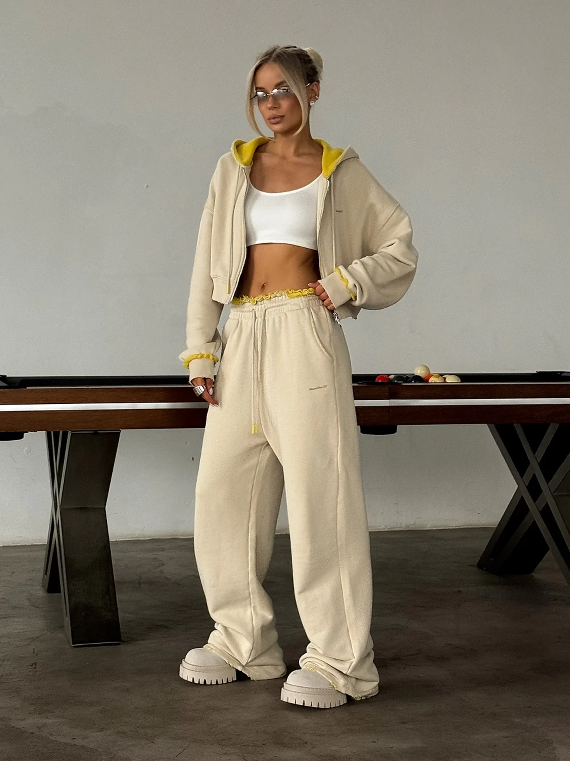 Костюм Тихий Шум Бежевый